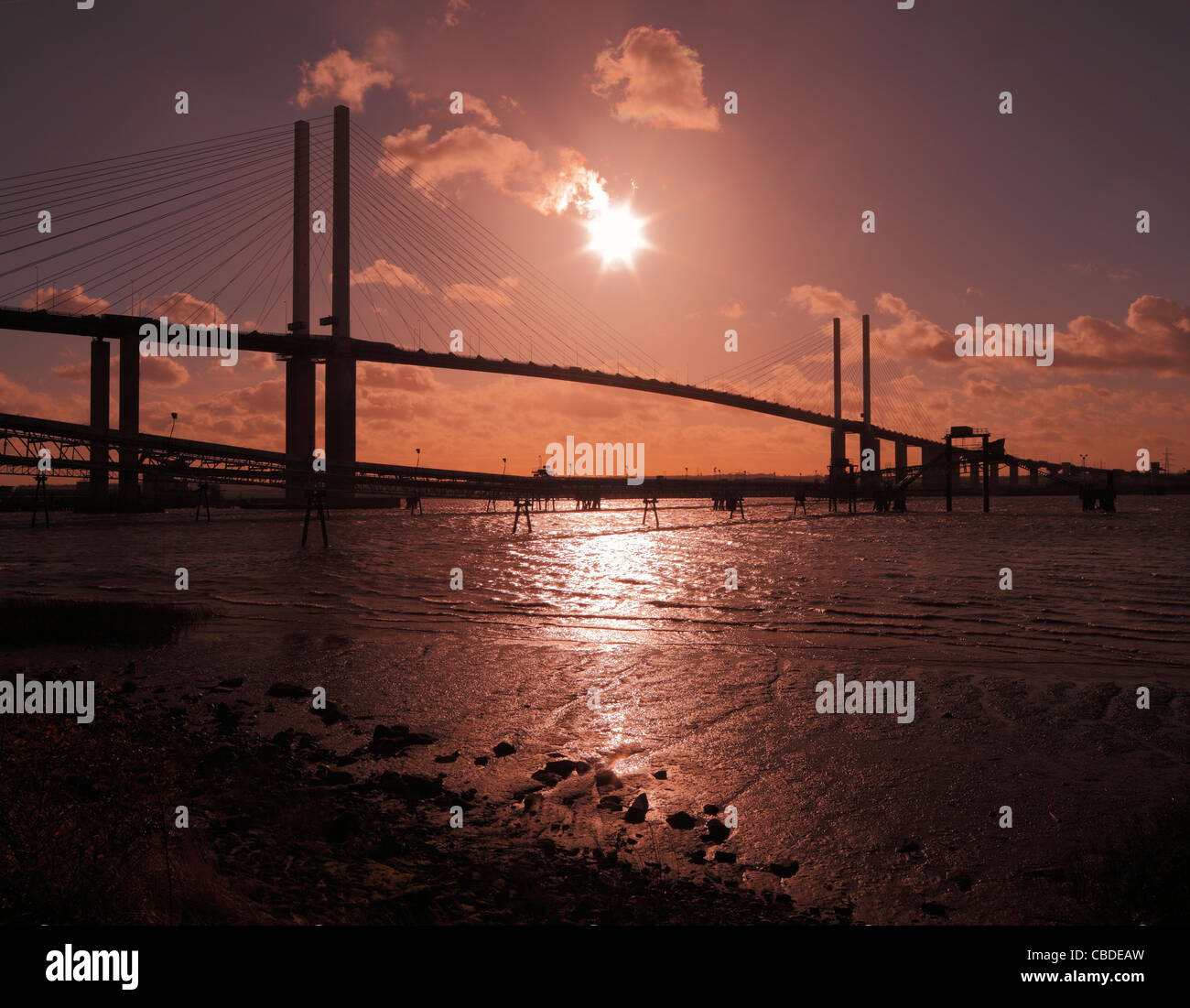 La Queen Elizabeth Bridge a Dartford - Thurrock. Foto Stock