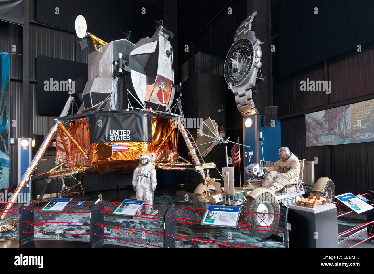 In Alabama, Huntsville, U.S. Space & Rocket Center, centro di Davidson per esplorazione spaziale, atterraggio lunare presentano Foto Stock