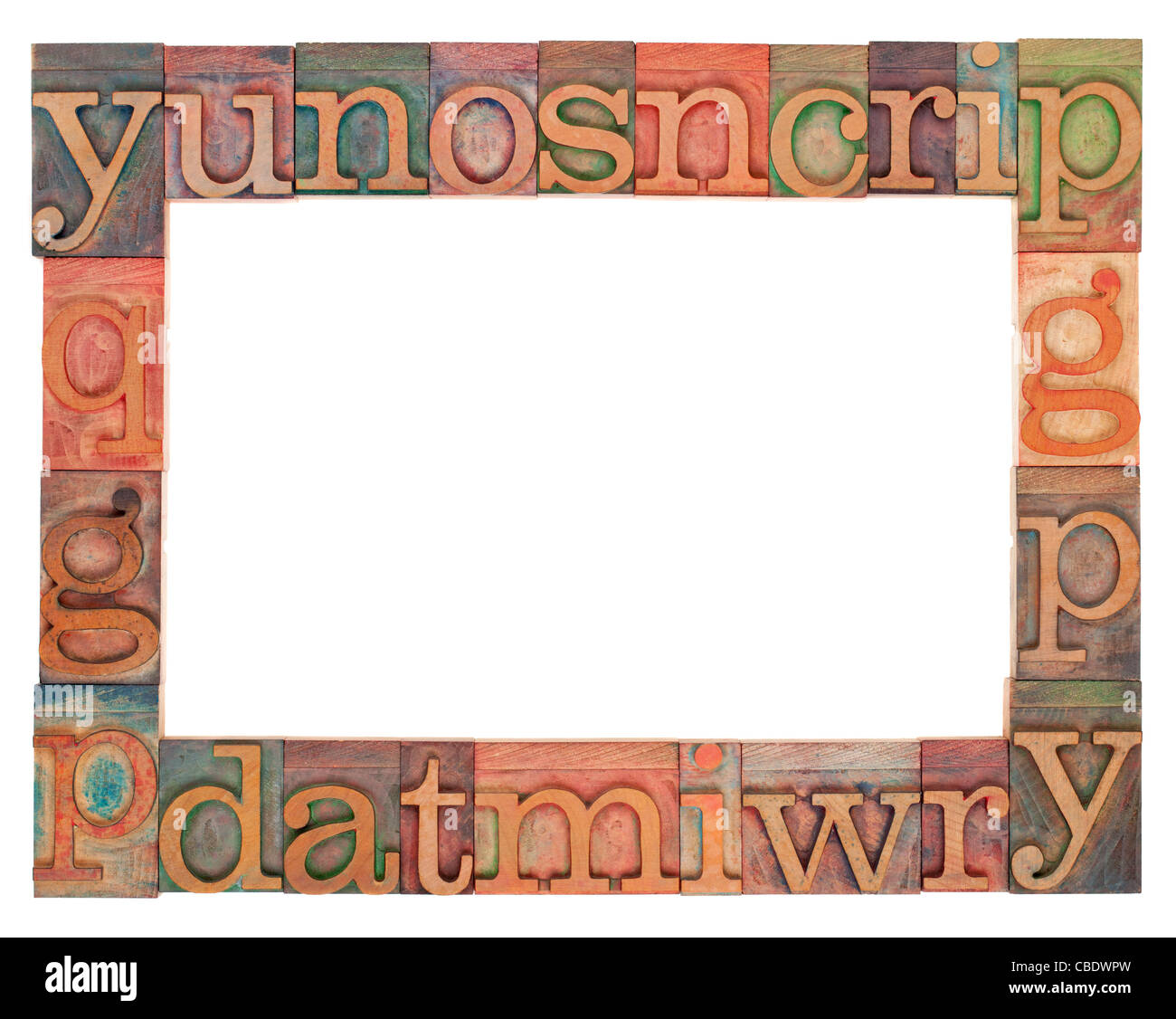 Alfabeto orizzontale il telaio - random vintage legno tipografia blocchi bianco circostante spazio copia Foto Stock