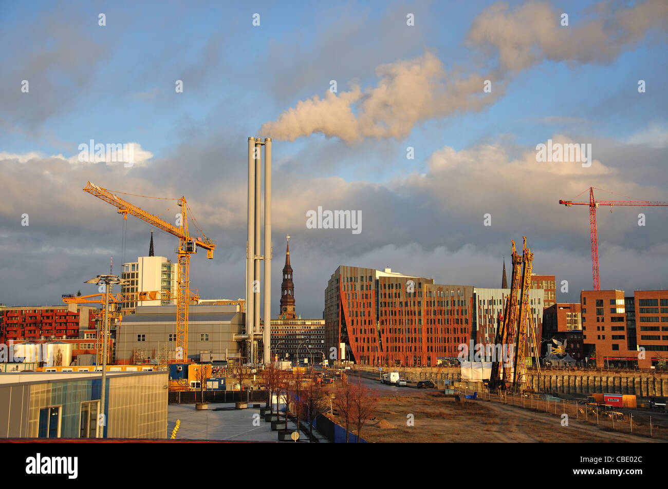 Vista della città dal porto, Hamburg, Amburgo Regione Metropolitana, Repubblica federale di Germania Foto Stock