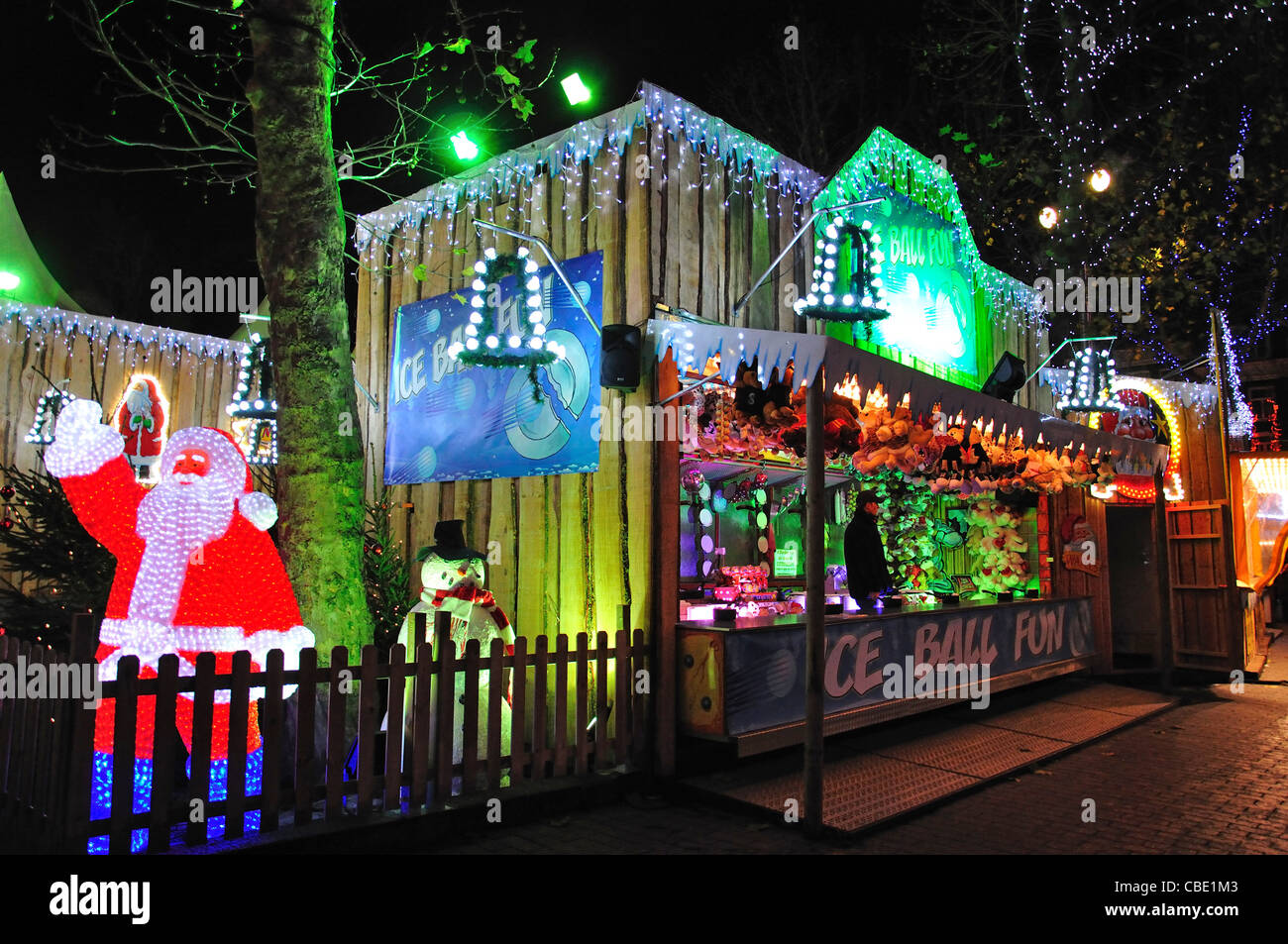 LED di cristallo di Babbo Natale e di stallo a Mercatino di Natale, Rembrandtplein, Amsterdam, Olanda settentrionale, il Regno dei Paesi Bassi Foto Stock