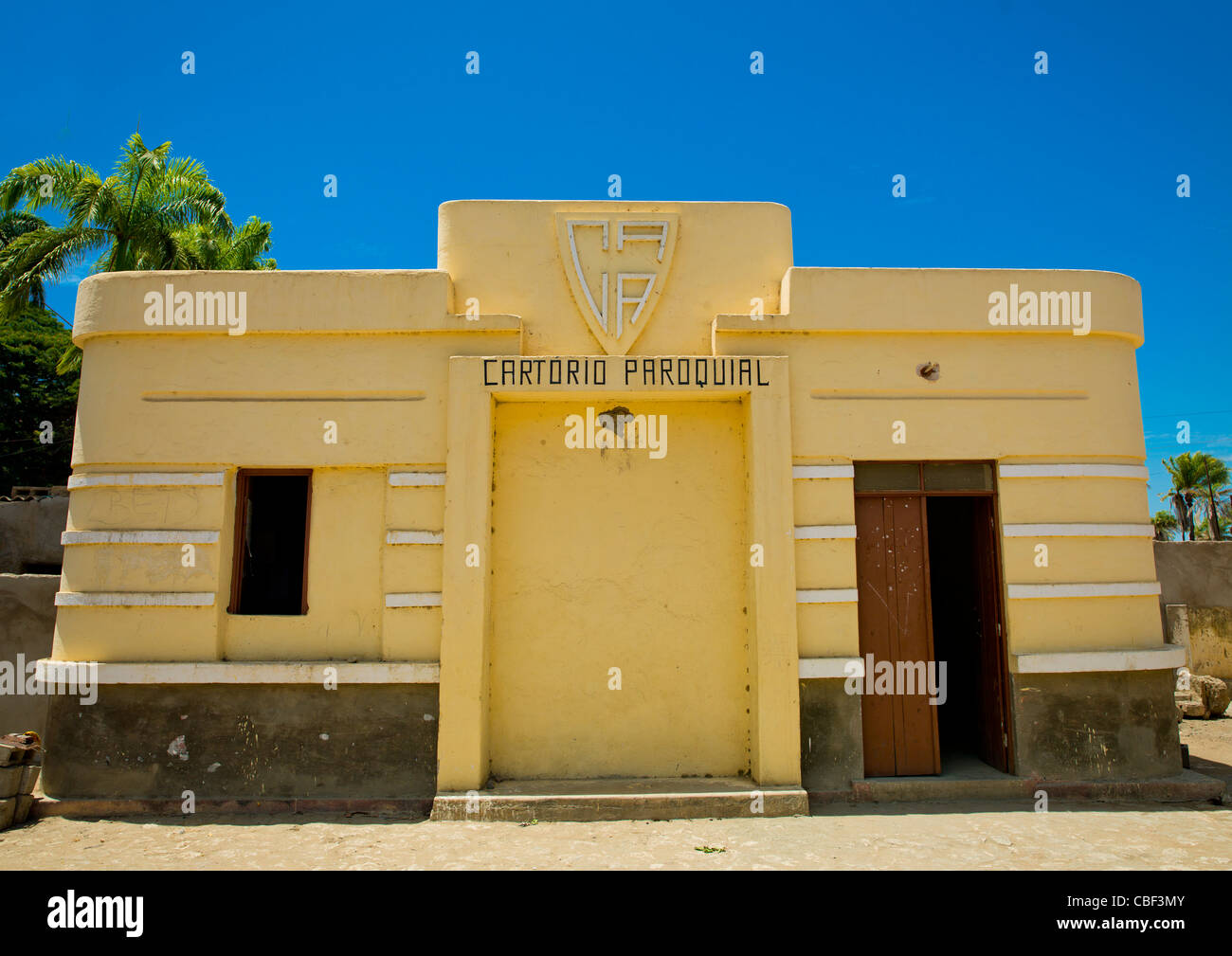 Registri parrocchiali di nascite, Dombe grande villaggio, Angola Foto Stock