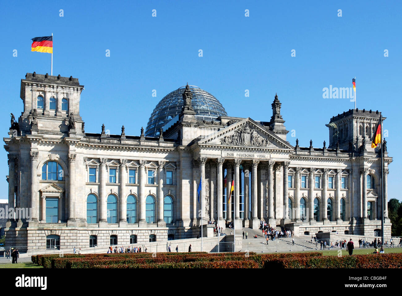 Il tedesco edificio del Reichstag a Berlino - Sedile tedesco del parlamento federale Bundestag. Foto Stock