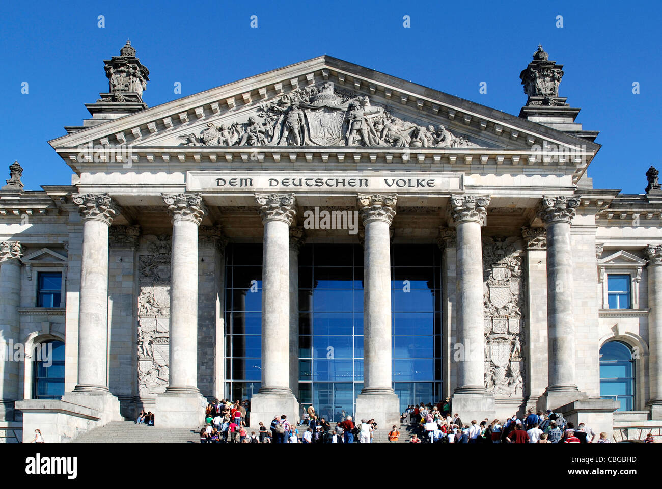 Il tedesco edificio del Reichstag a Berlino - Sedile tedesco del parlamento federale Bundestag. Foto Stock