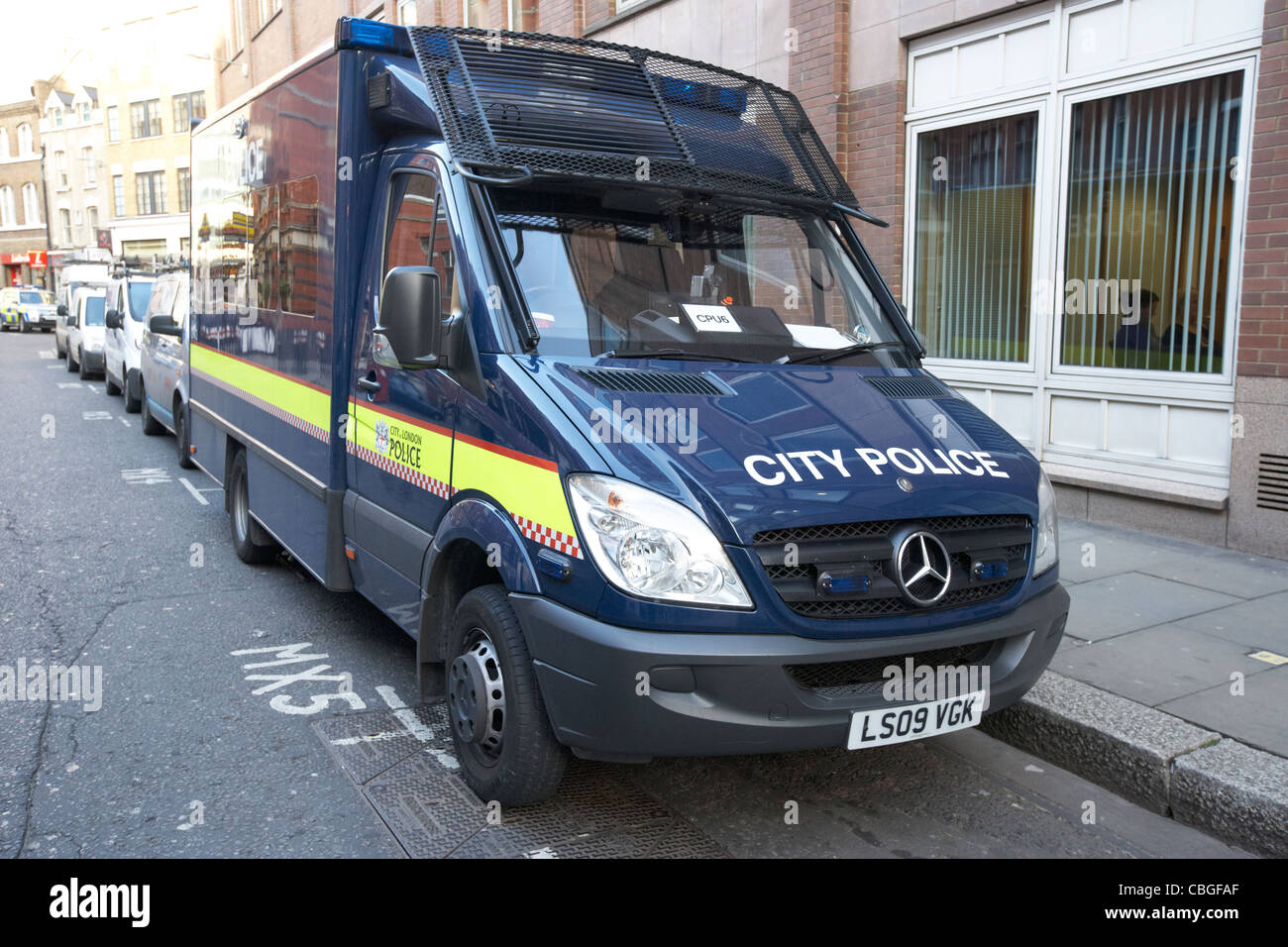 City of London Police veicolo di trasporto Londra Inghilterra Regno Unito Regno Unito Foto Stock