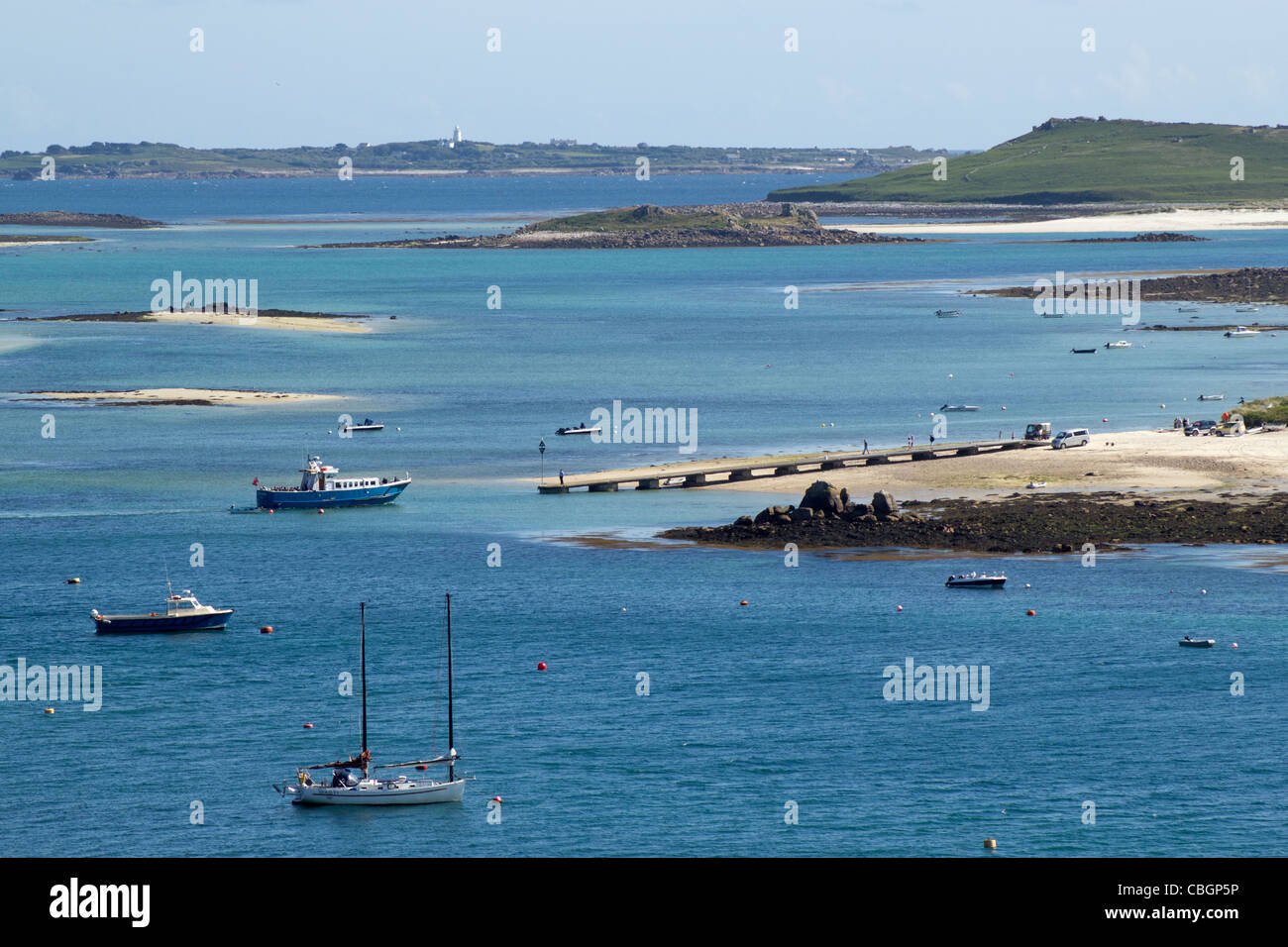 Il Firethorn avvicinando Bar quay su una bassa marea, Bryher Isole Scilly, Cornwall Regno Unito. Foto Stock
