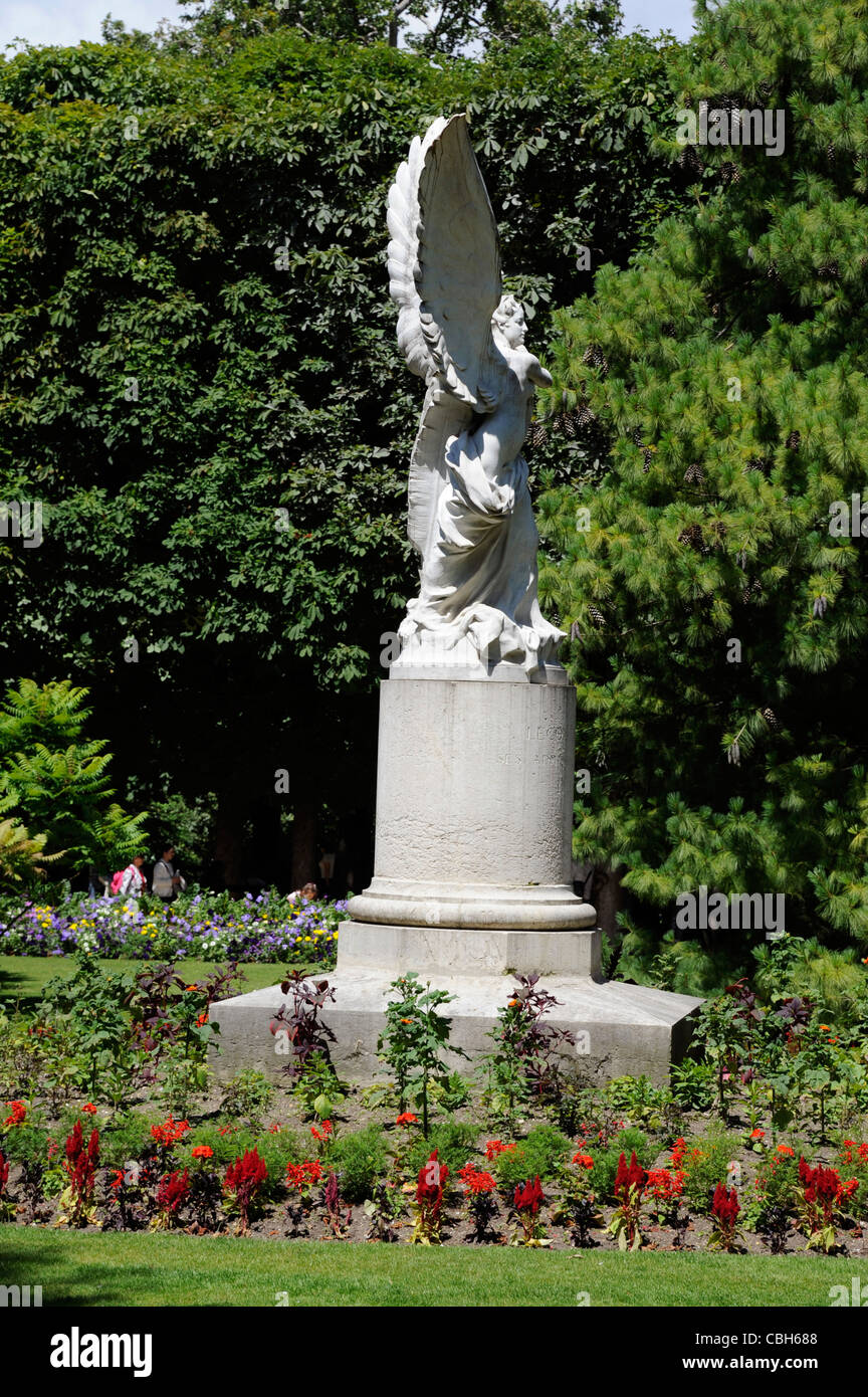 Leconte de Lisle e Angelo statua nel giardino di Lussemburgo, Parigi, Francia Foto Stock
