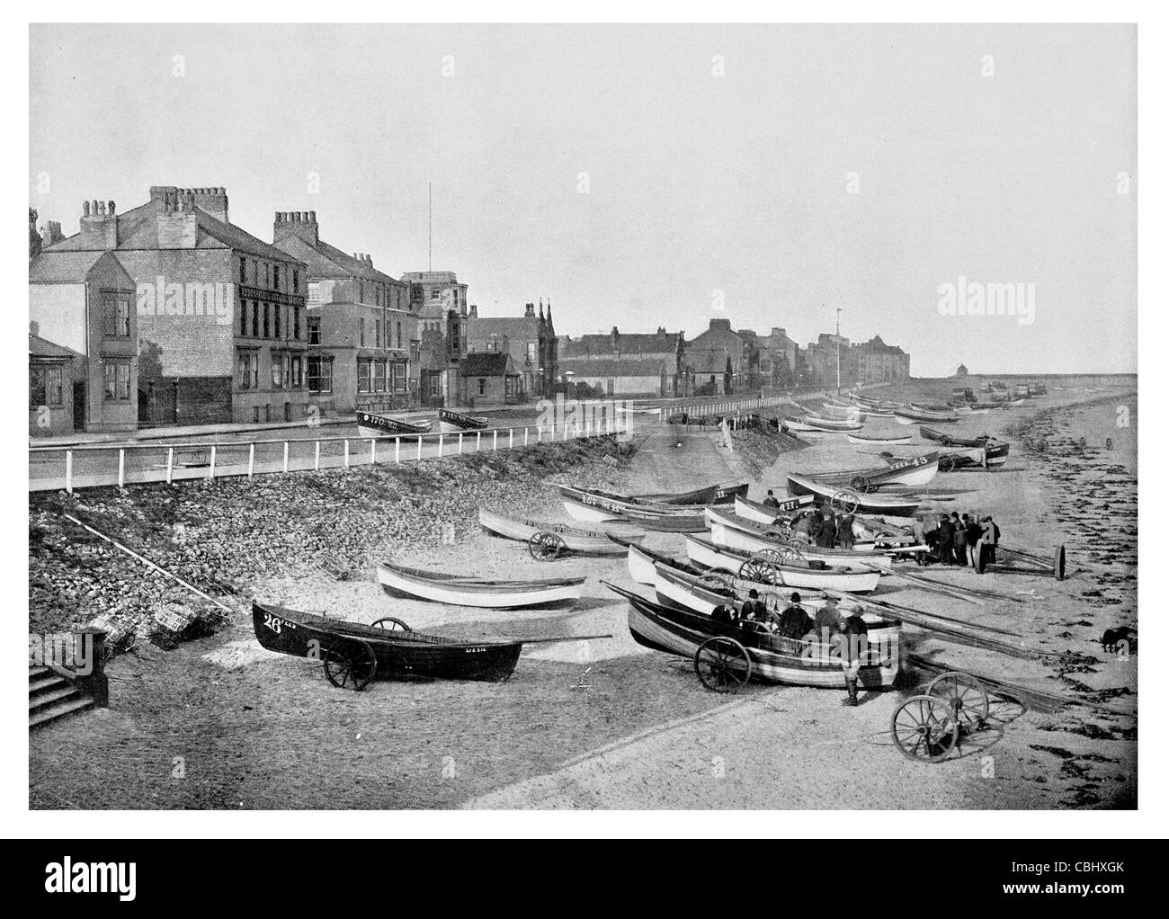 Esplanade Redcar seaside resort Inghilterra costa del Mare del Nord della città di destinazione turistica della flotta di pesca Foto Stock
