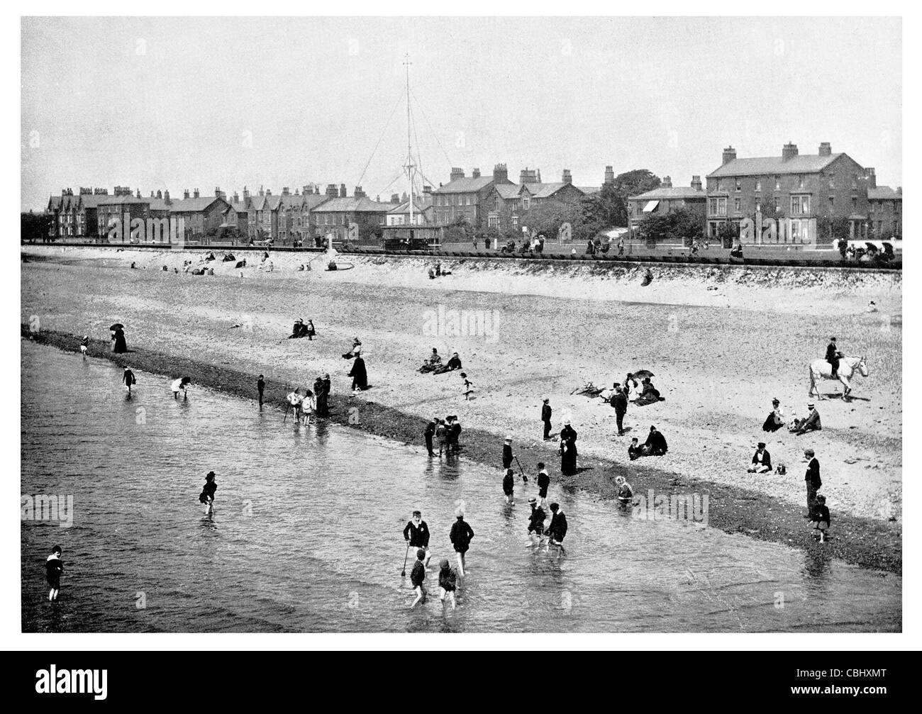 Lytham St Annes Lancashire Inghilterra centro balneare promenade esplanade fronte spiaggia balneare piscina vasca per bambini Foto Stock