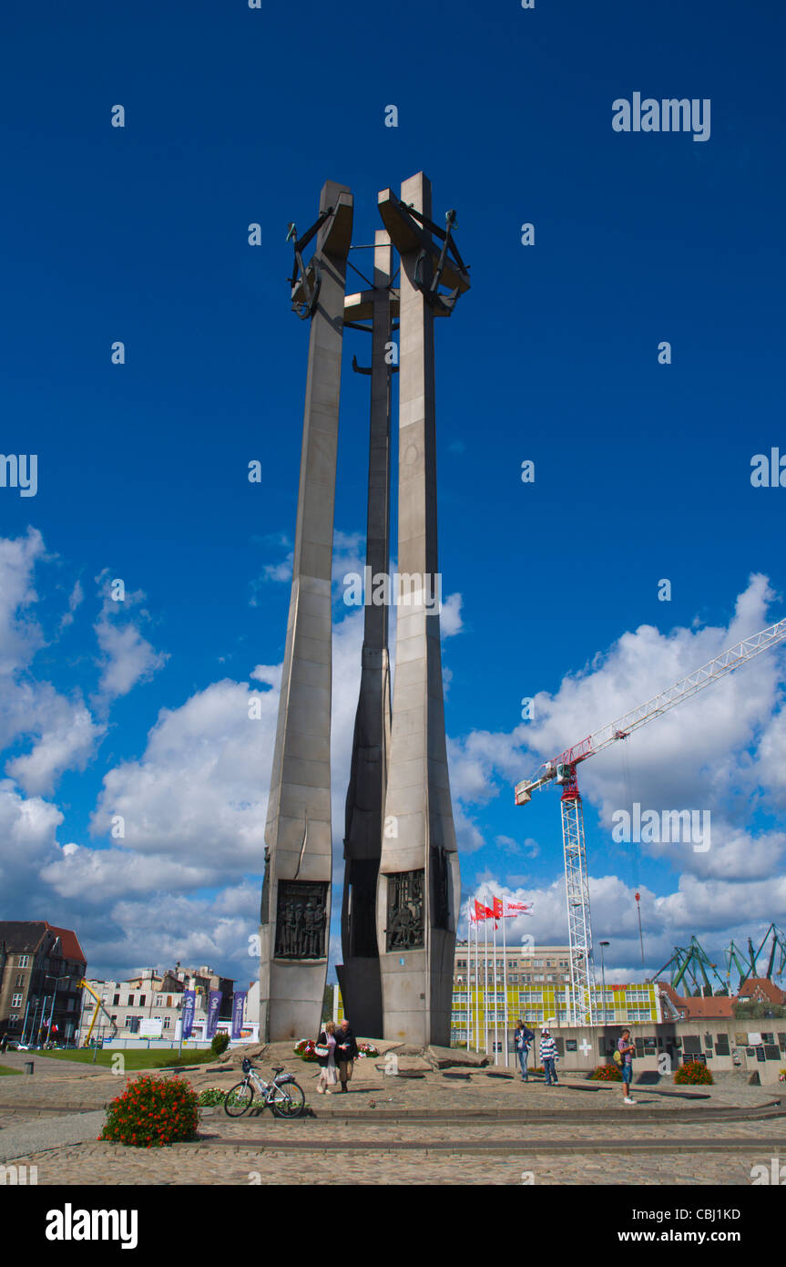 Monumento ai Caduti i lavoratori del cantiere a Plac solidarnosci la solidarietà piazza centrale di Danzica Polonia settentrionale Foto Stock