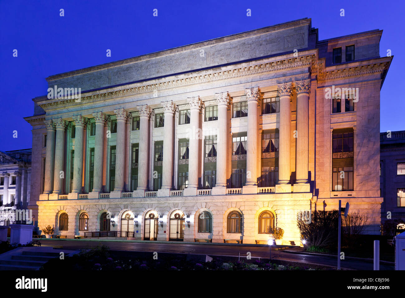 Dipartimento di Agricoltura edificio per uffici a Washington DC di notte Foto Stock