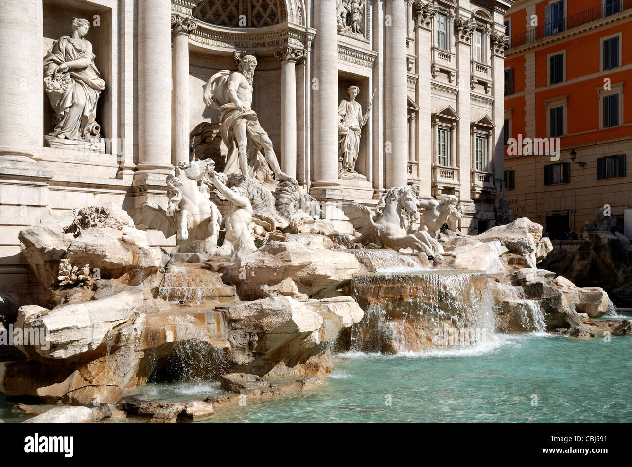 Fontana di Trevi Piazza di Trevi a Roma - Fontana di Trevi. Foto Stock