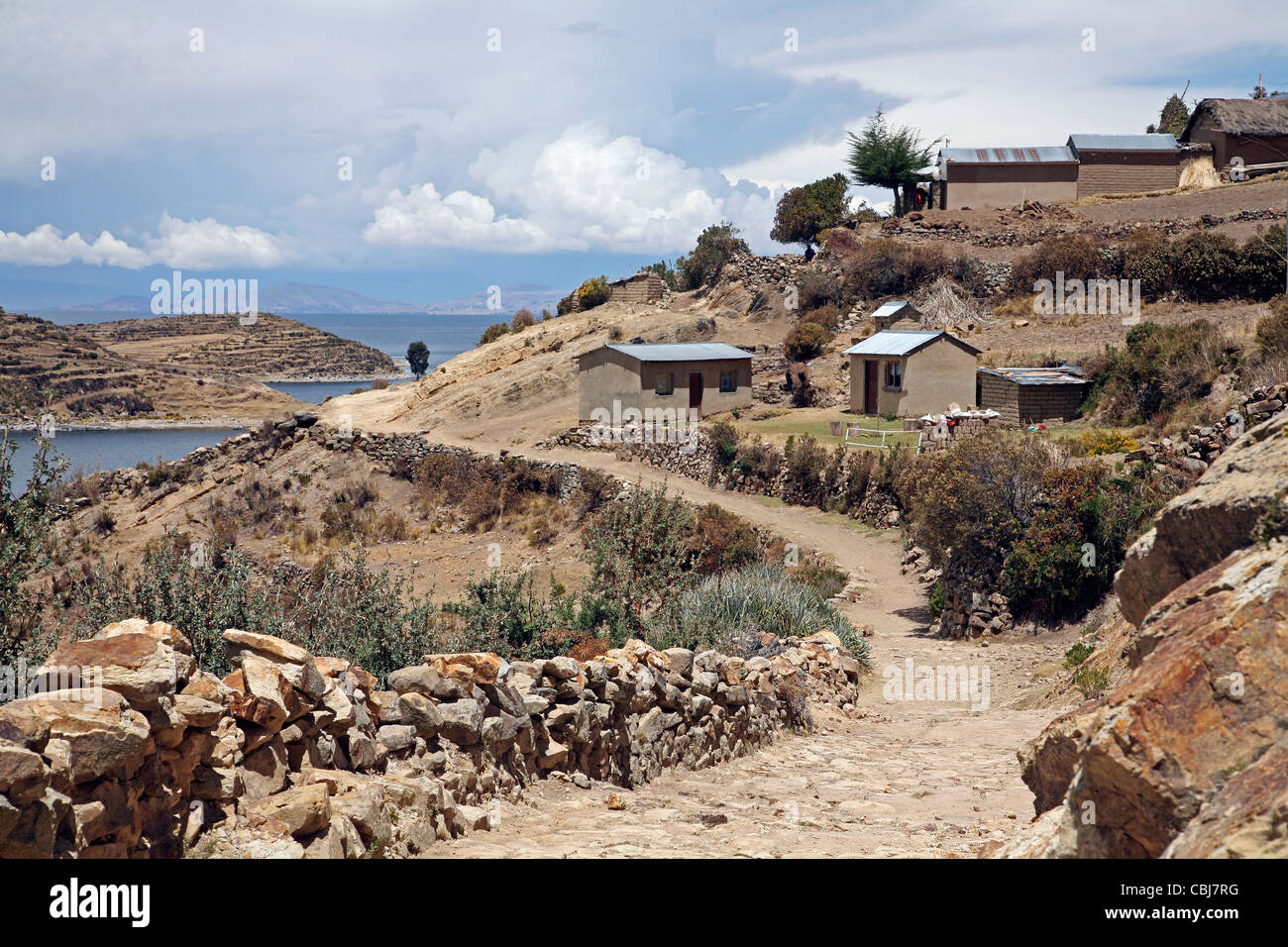 Sentiero escursionistico sull isola di Isla del Sol nel Lago Titicaca, Bolivia Foto Stock