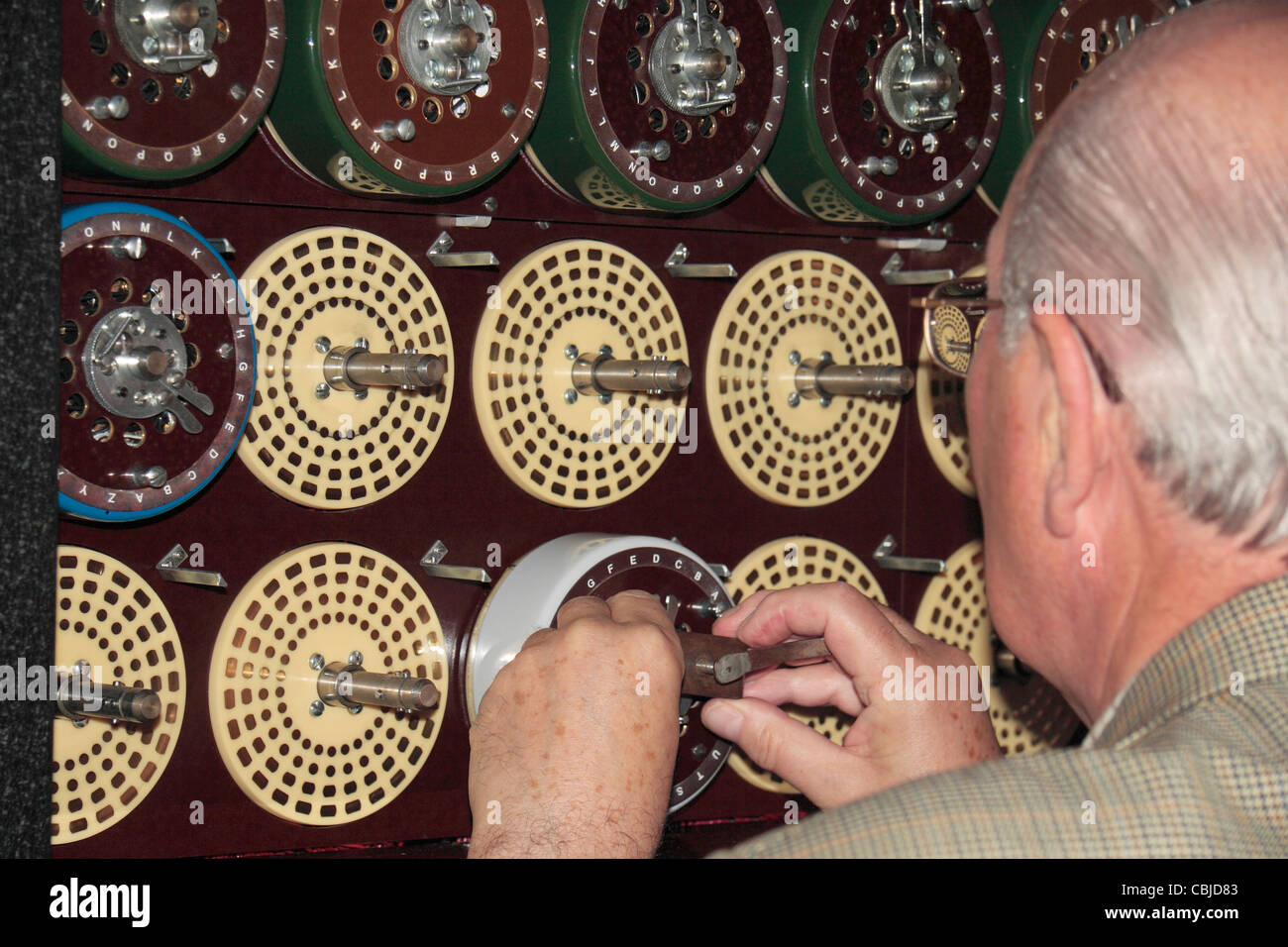 Close up della replica di bombe rottura di codice macchina a Bletchley Parkin Bletchley Park, Bletchley. Buckinghamshire, UK. Foto Stock