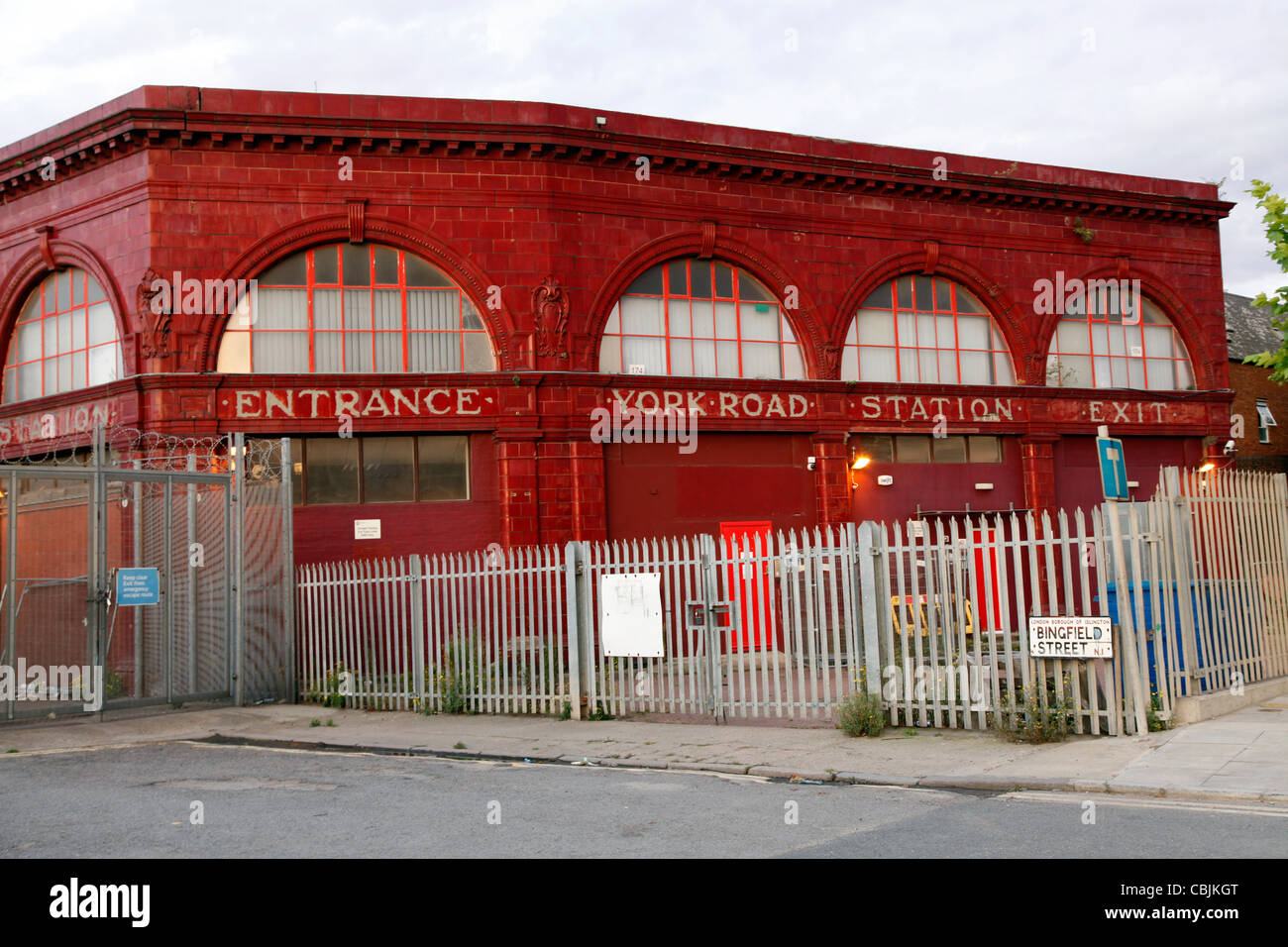 York Road in disuso. Stazione della metropolitana di Londra Foto Stock