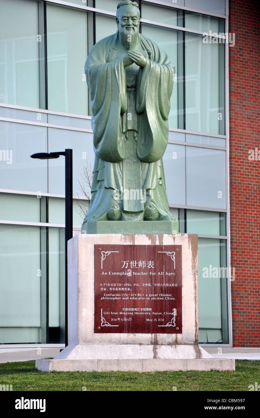 Statua di Confucio,Brock University,San Catharines, Ontario, Canada Foto Stock