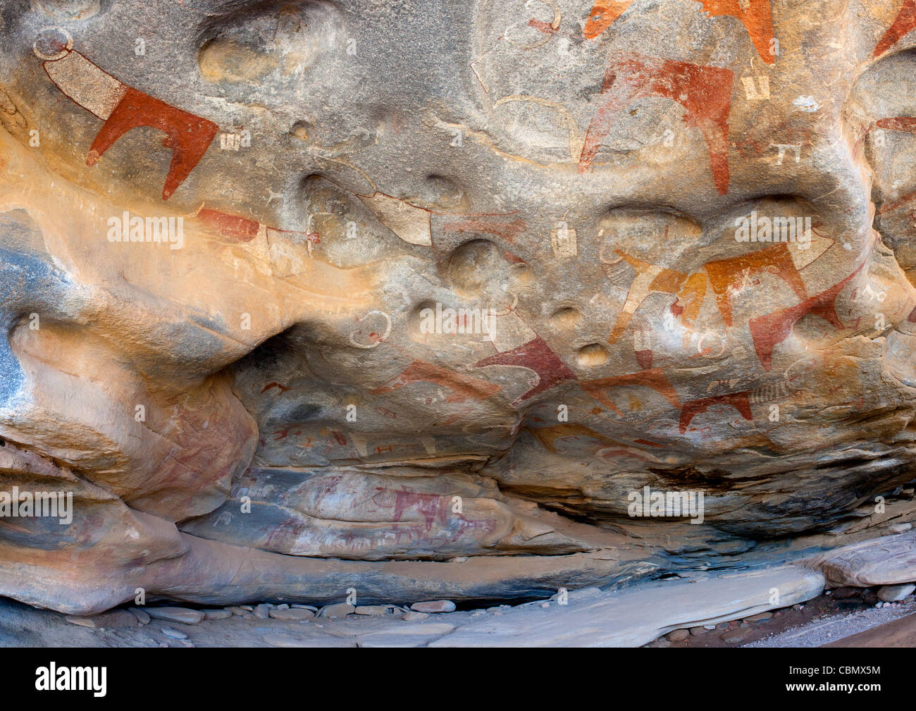 Lasa Geel Arte Rupestre Grotte, dipinti raffiguranti le vacche il Somaliland Foto Stock