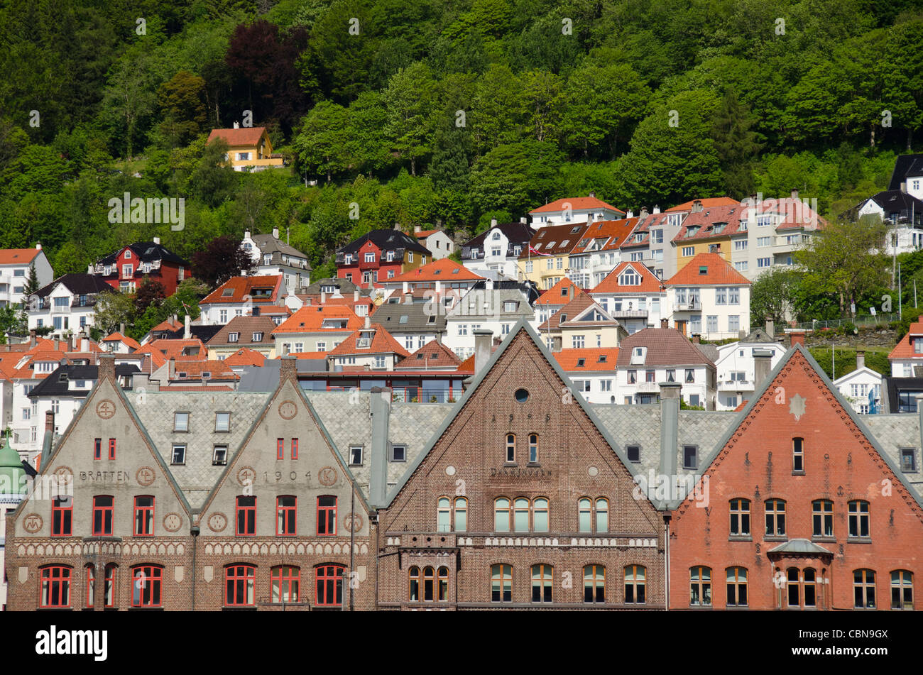 Norvegia, Bergen. Downtown anseatica vecchia area storica di Bryggen, Sito Patrimonio Mondiale dell'UNESCO. Foto Stock