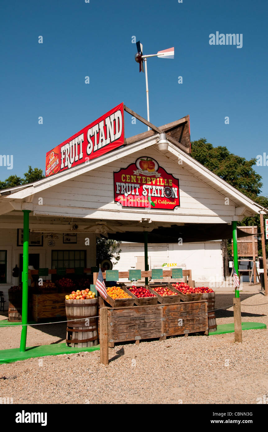 Strada di frutta stand vicino a Fresno in Centreville California sulla strada per Kings Canyon National Park Foto Stock