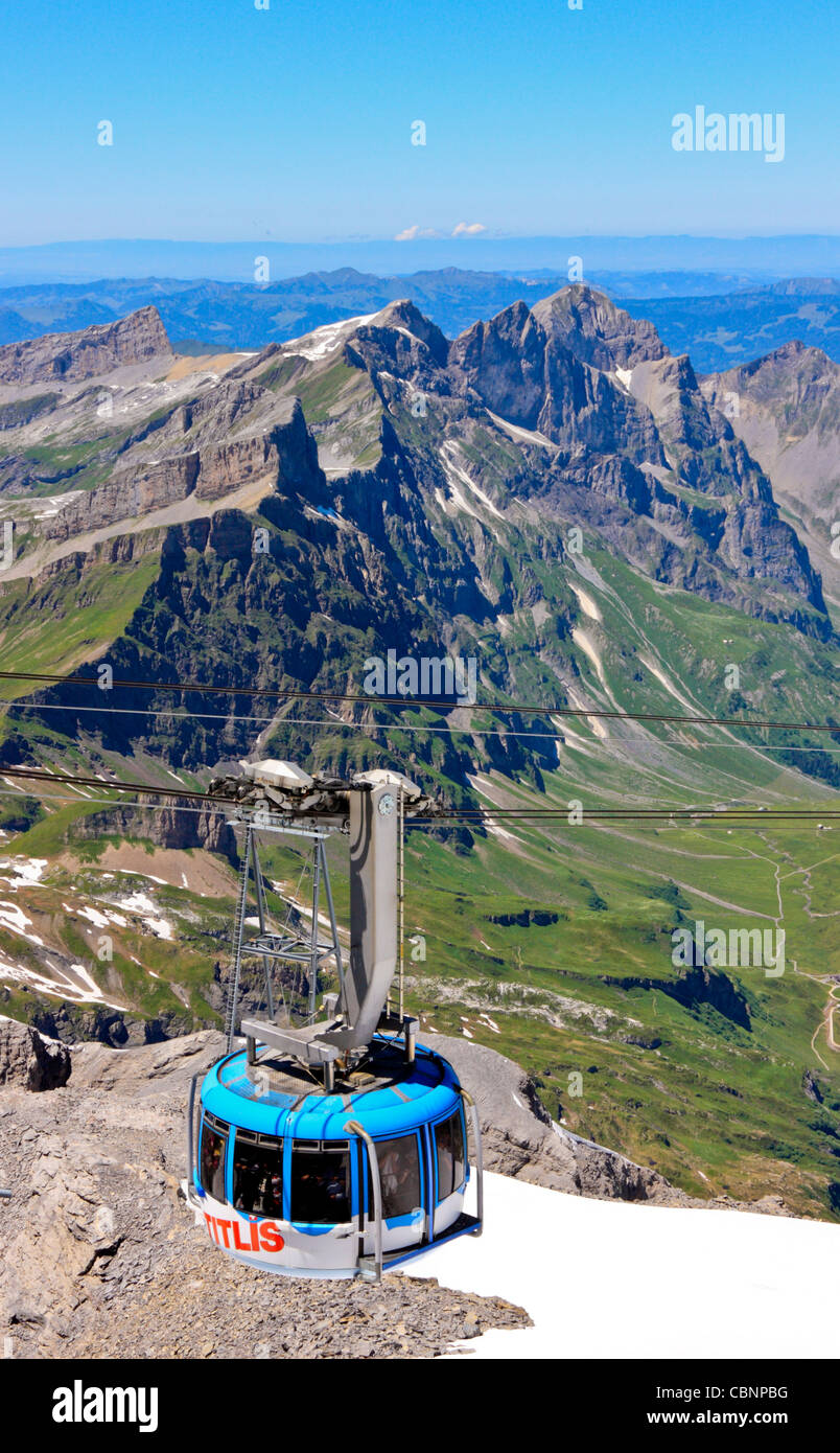 Funivia rotante del monte Titls Funivia, alpi svizzere, Svizzera Foto Stock