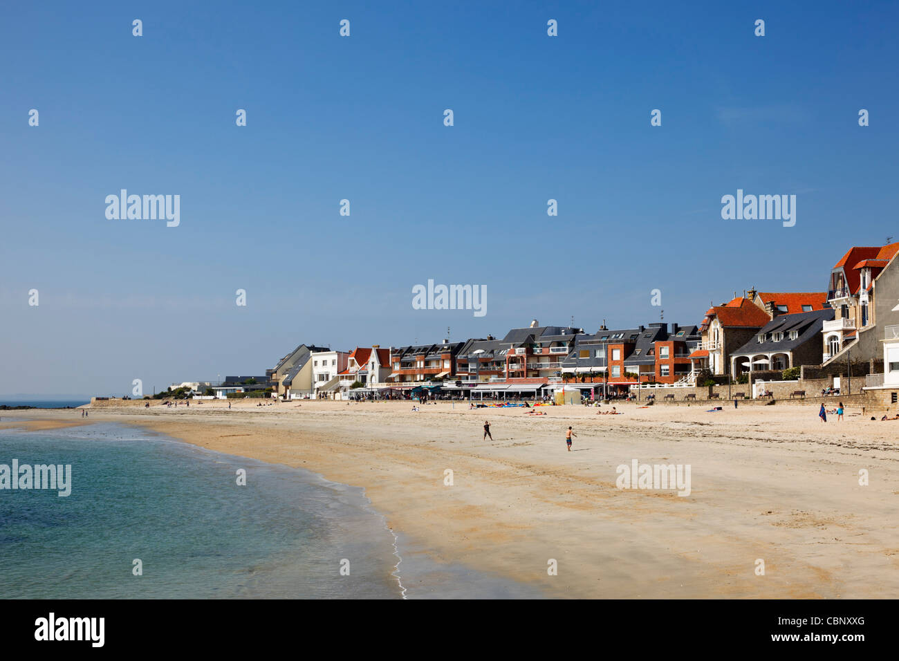 Lamor Plage spiaggia e la città, Morbihan, in Bretagna, Francia Foto Stock