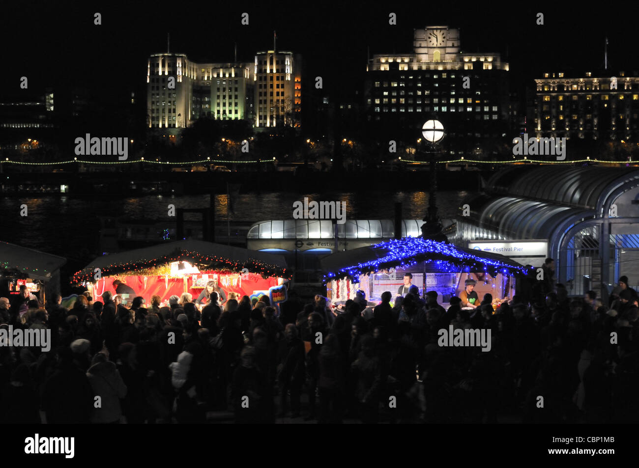 Londra Southbank mercatini di Natale 2011, UK. Foto Stock