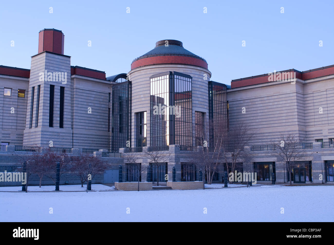 Minnesota History Center esterno dell'edificio in san Paolo al crepuscolo Foto Stock