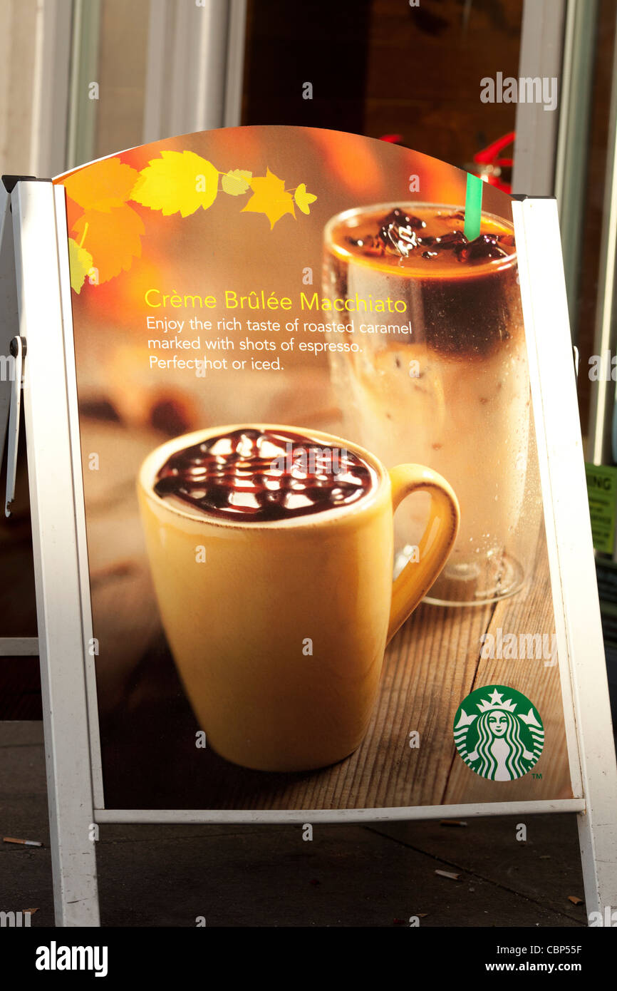 Segno di Starbucks. Foto Stock