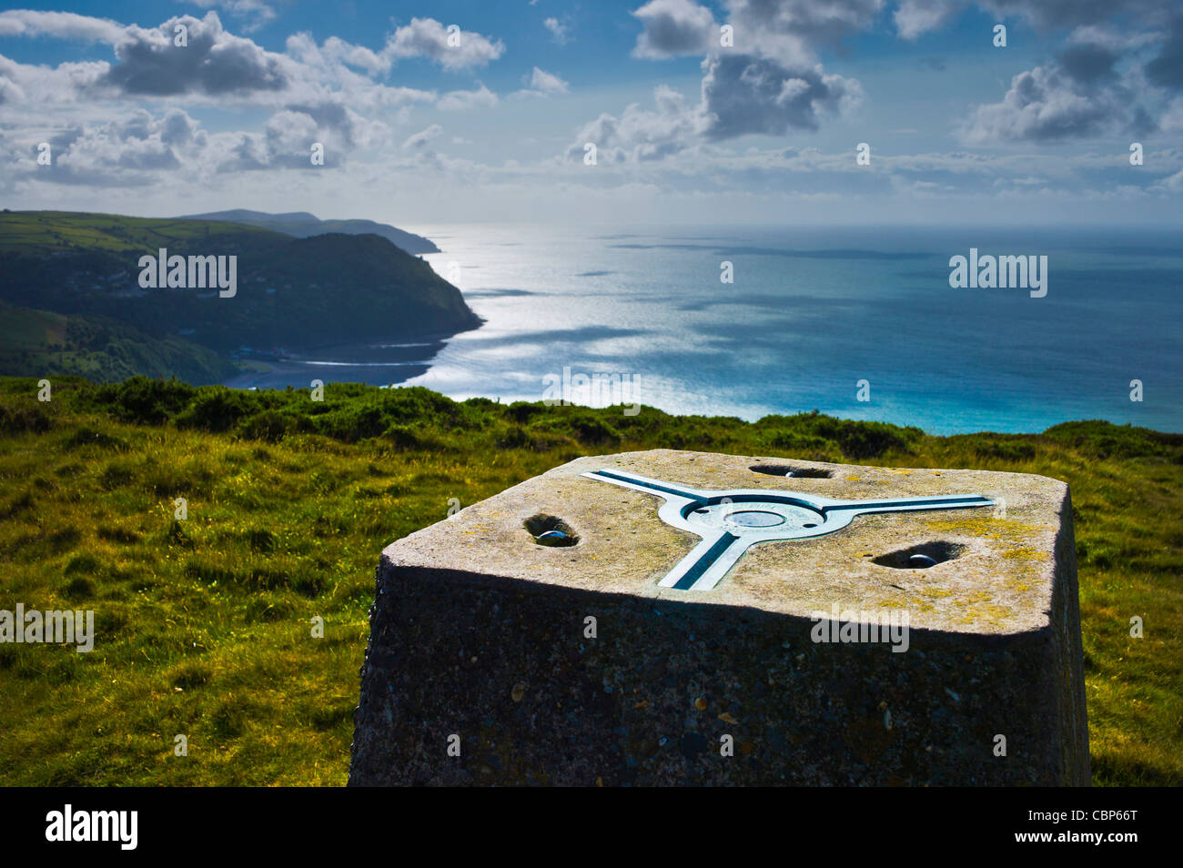 Ordnance Survey stazione di triangolazione, punto Foreland, Devon. Foto Stock