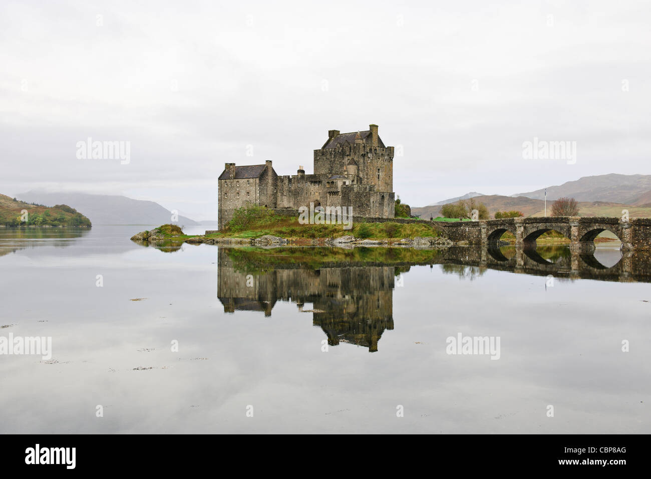 Eilean Donan Castle,Loch,Duich,vicino a Skye e Lochalsh,Highlands,Scozia Scotland Foto Stock