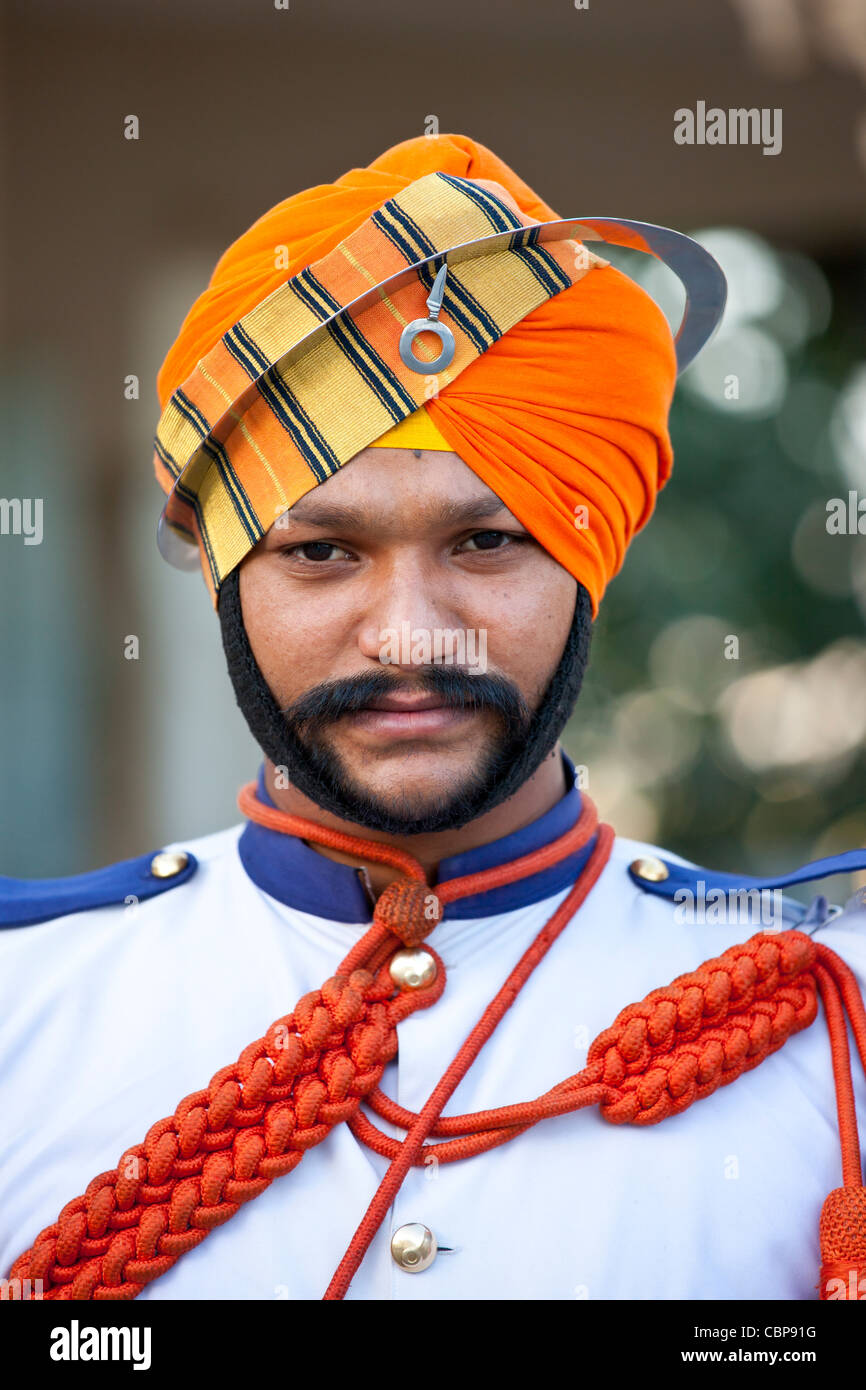 Musicista militare di 76th Maharana del Mewar, Mewar di Udaipur, presso il Palazzo di Città, Rajasthan, India Foto Stock