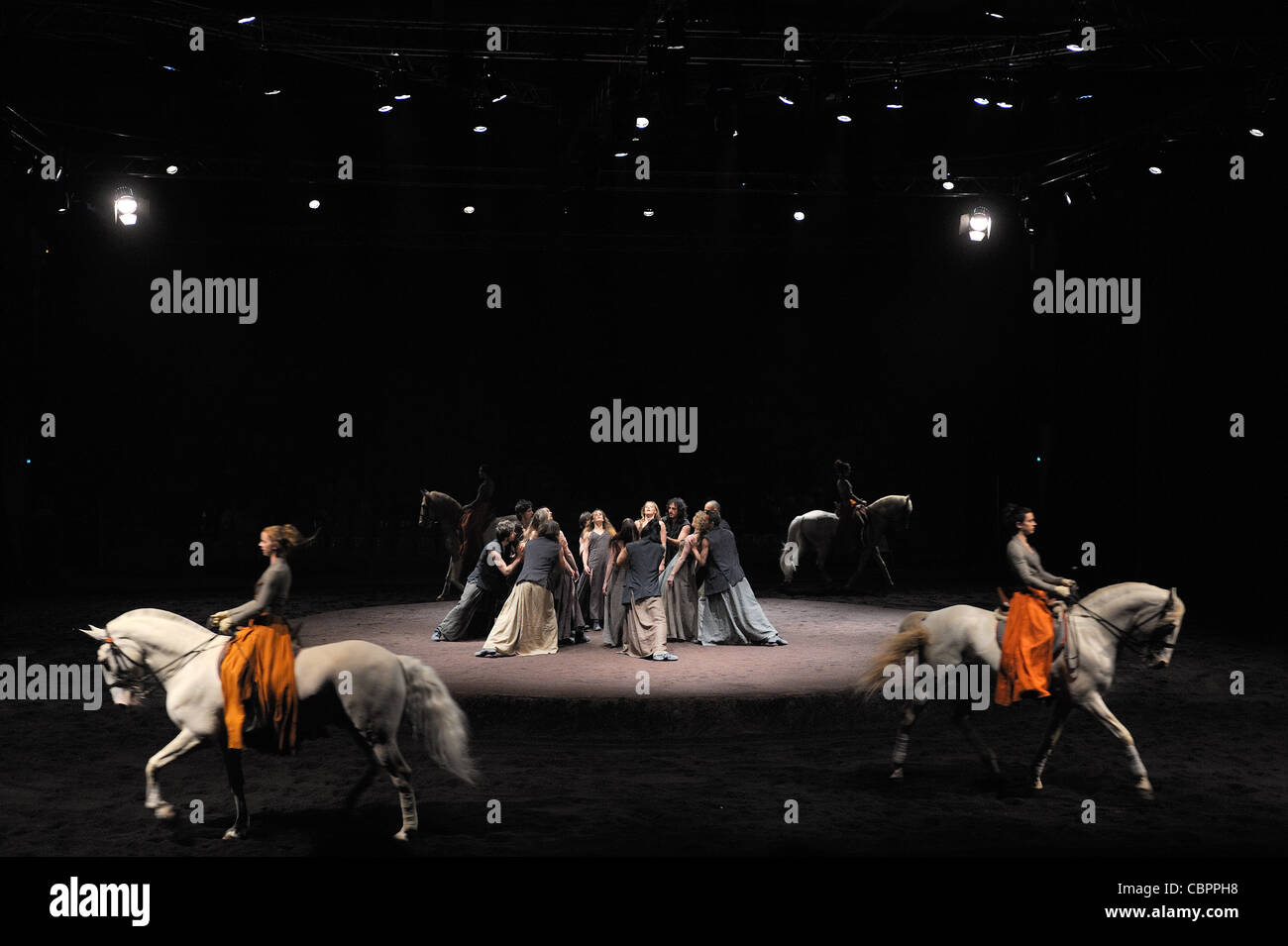 Ci sono stati i cavalli di Carolyn Carlson e Bartabas, Ci erano cavalli da Carolyn Carlson, Bartabas ballerini del CCN Roubaix Nord Pas d Foto Stock