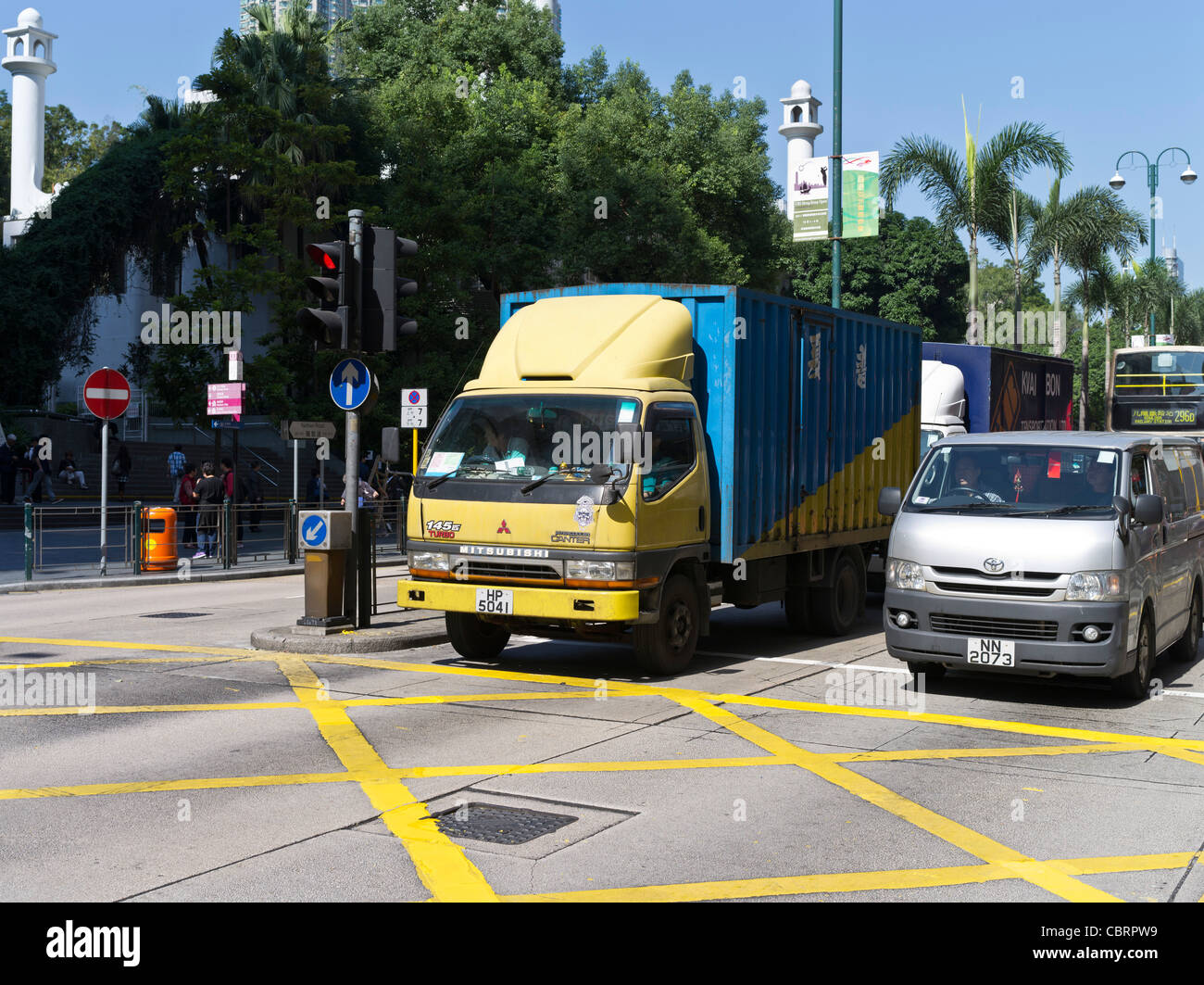dh TSIM SHA TSUI HONG KONG camion e consegna furgone Nathan strada traffico Foto Stock
