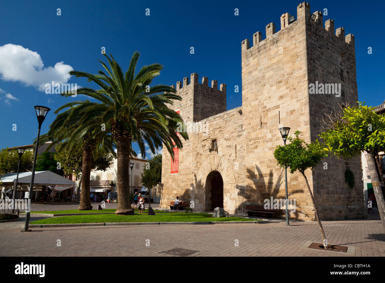 Mura medievali di Alcudia, Maiorca, isole Baleari, Spagna Foto Stock