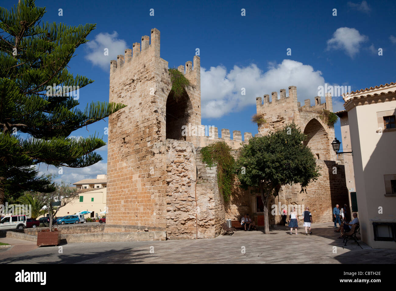 Mura medievali di Alcudia, Maiorca, isole Baleari, Spagna Foto Stock