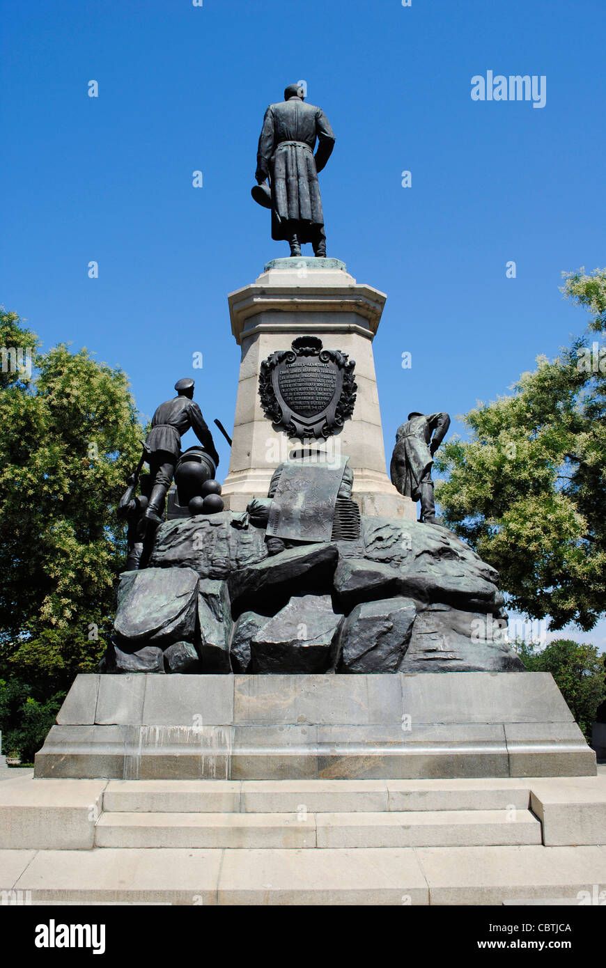 L'Ucraina. Sebastopoli. Monumento (1909) al generale russo Eduard Ivanovich Totleben (1818-1884). Foto Stock