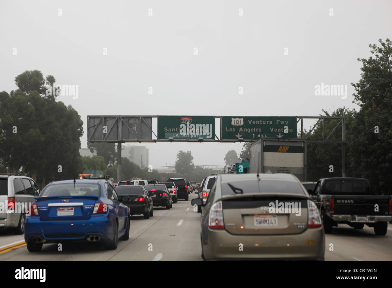 California Interstate 405 freeway di Los Angeles commutare il traffico parcheggio LA Foto Stock
