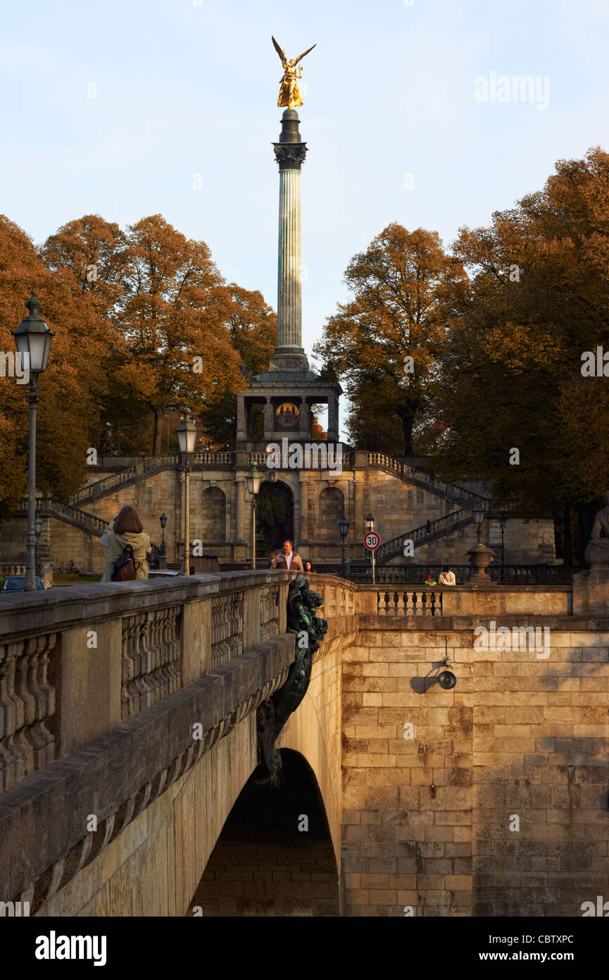 Friedensengel Angelo della pace da parte di Jacob Möhl Monaco di Baviera Germania Foto Stock