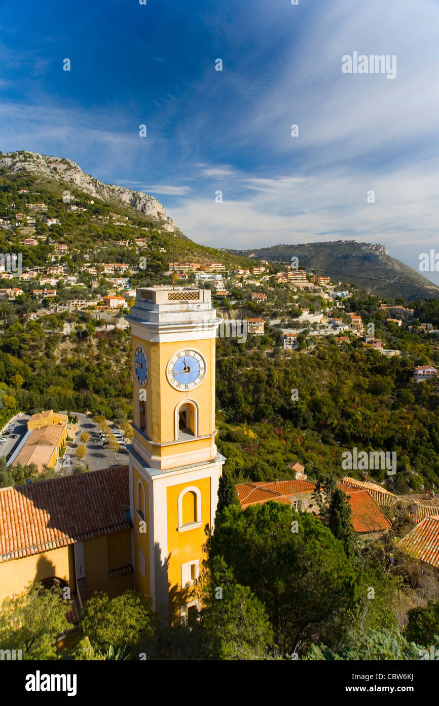Francia, Riviera, villaggio medievale di Eze Provenza Costa Azzurra Costa Azzurra alpes alpi marittime chiesa regione Provence core Foto Stock