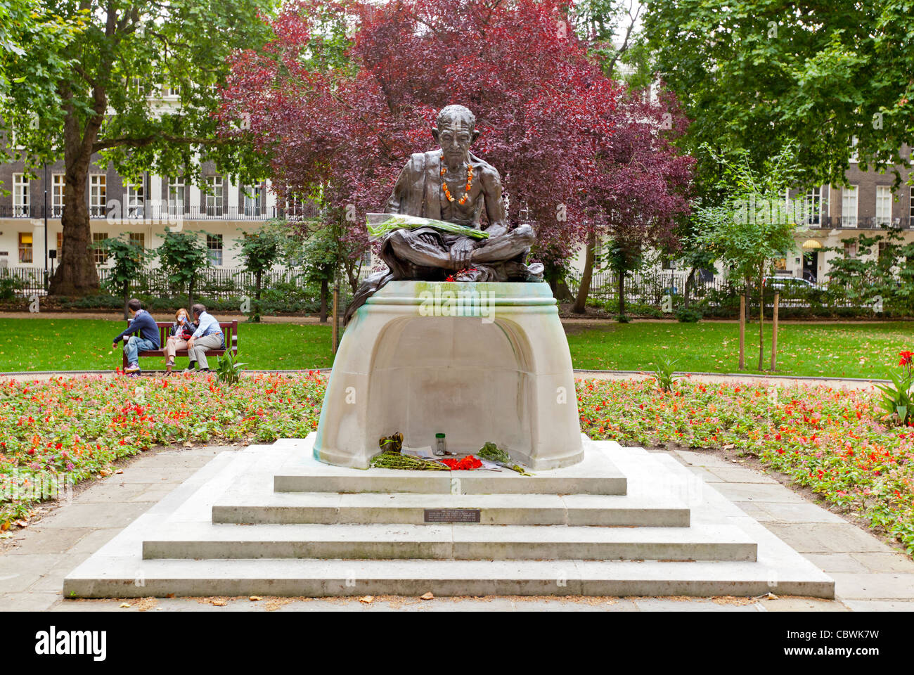 Statua di Gandhi in Tavistock Square a Londra, Inghilterra. Foto Stock