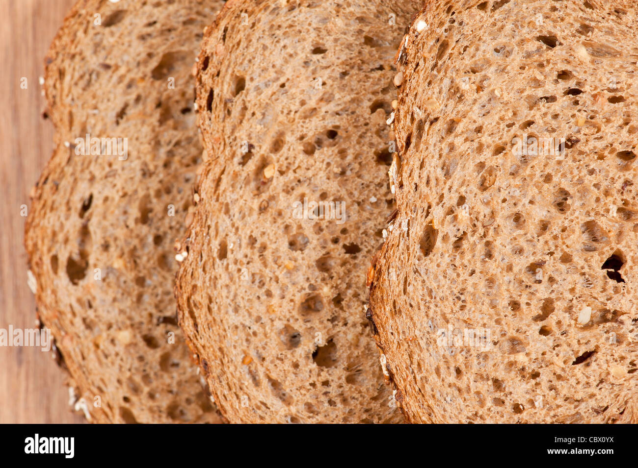 Rosolare le fette di pane Foto Stock
