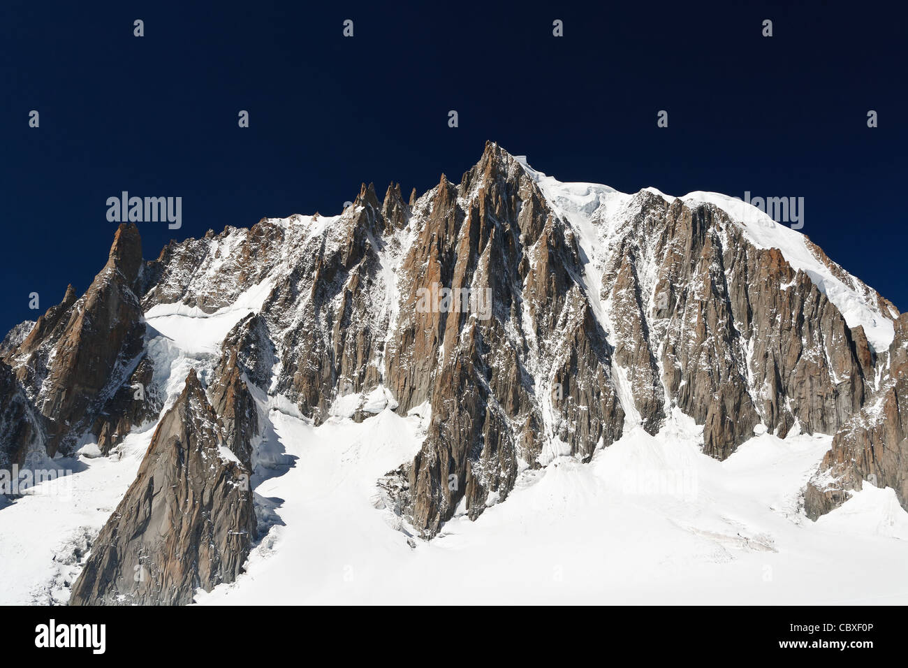 Estate vista del massiccio del Monte Bianco e Mer de Glace glacier Foto Stock
