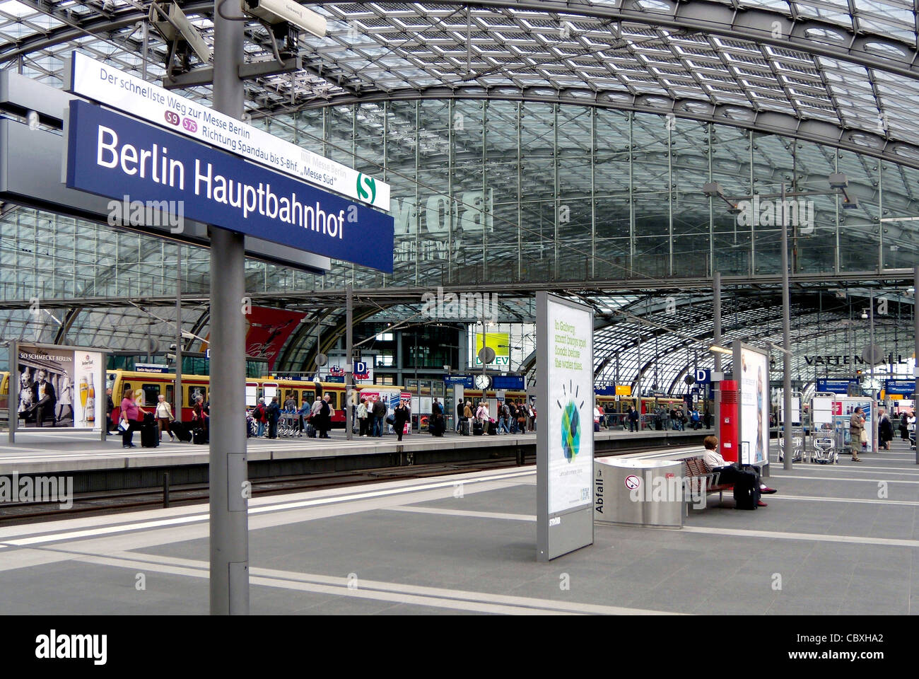 Stazione ferroviaria centrale di Berlino. Foto Stock