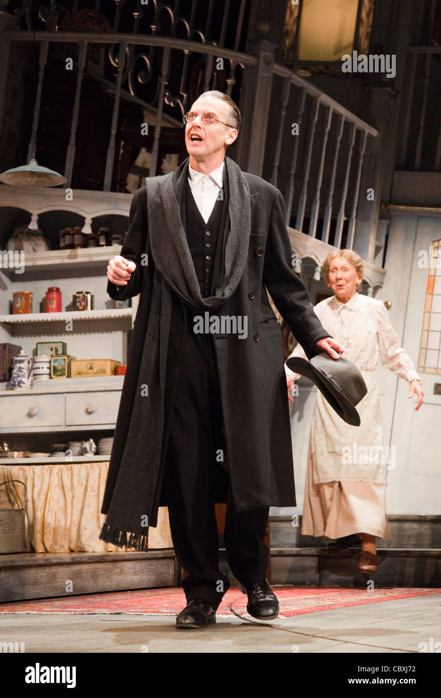 Il Ladykillers, un nuovo adattamento di Graham Linehan (Padre Ted) apre al Gielgud Theatre, Peter Capaldi e Marcia Warren Foto Stock