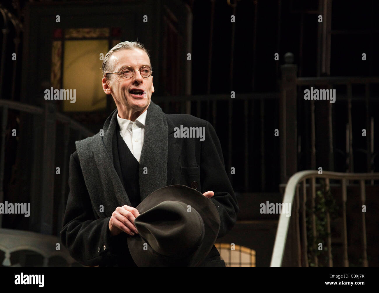 Il Ladykillers, un nuovo adattamento di Graham Linehan (Padre Ted) apre al Gielgud Theatre, Londra, starring Peter Capaldi. Foto Stock