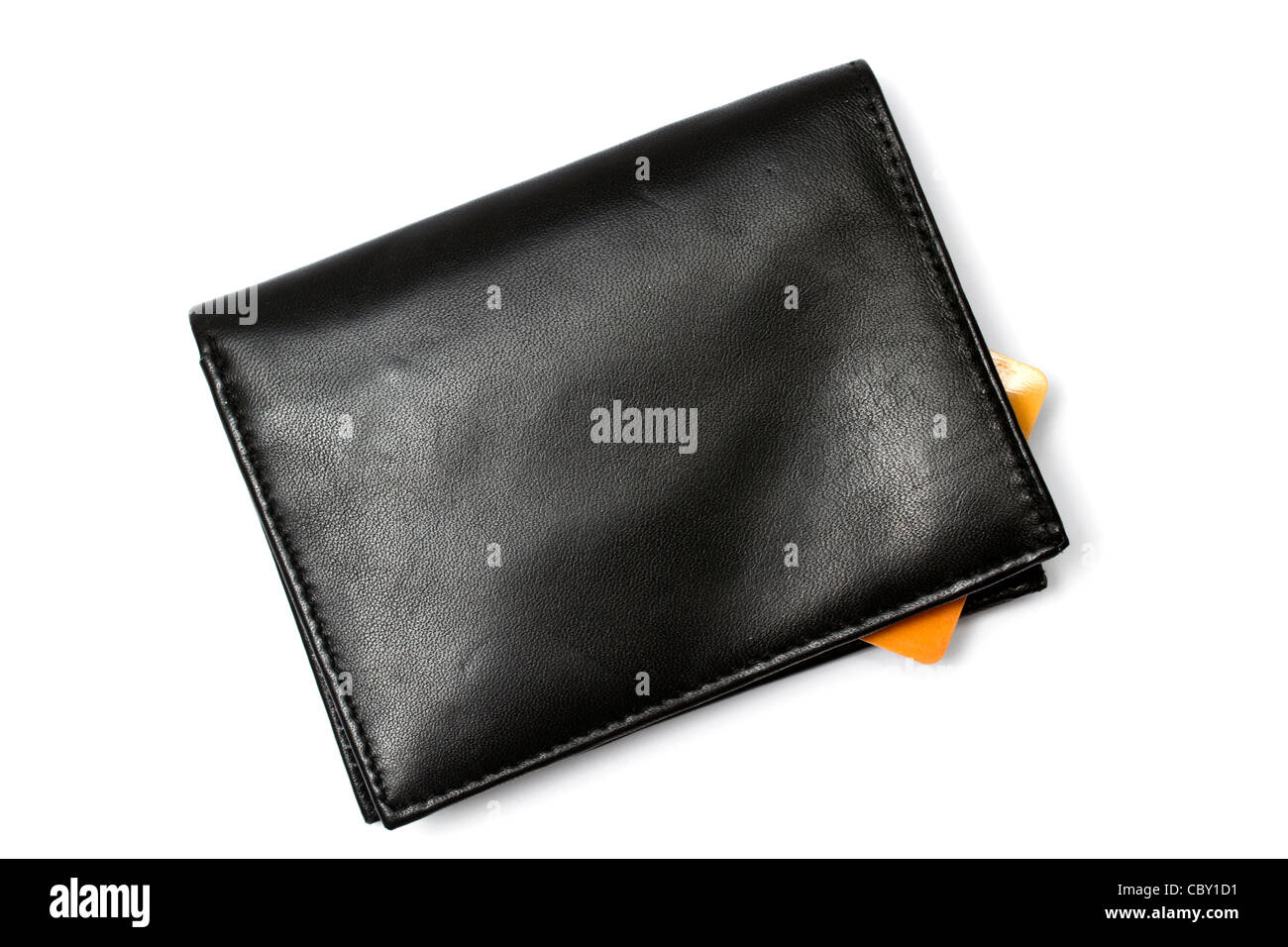 Portafoglio nero e carta di credito isolati su sfondo bianco Foto Stock
