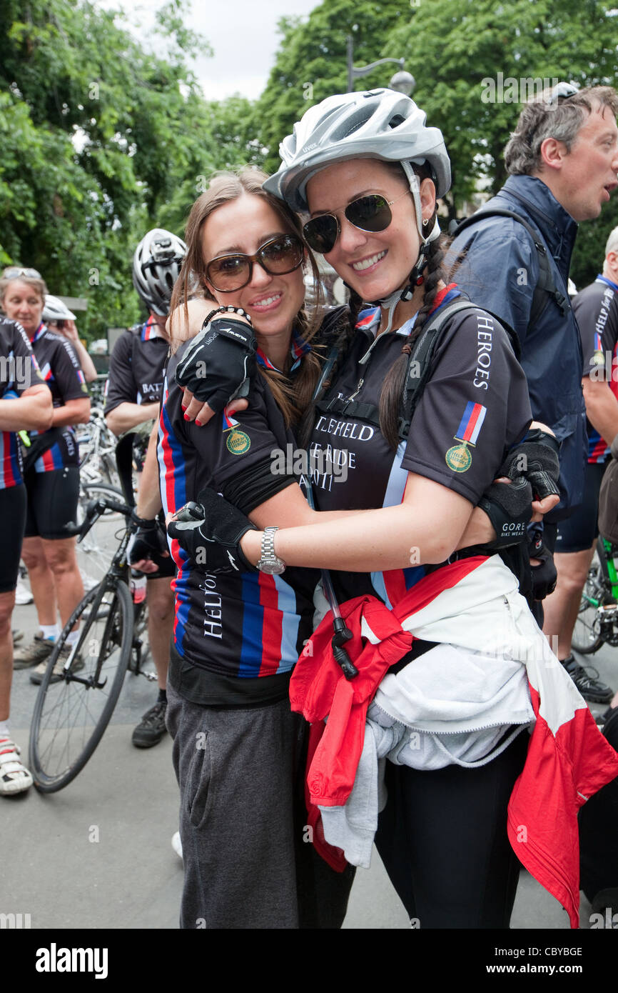 Virginia Wheeler e Amii Grove al termine dell'H4H BBBR 2011 Foto Stock