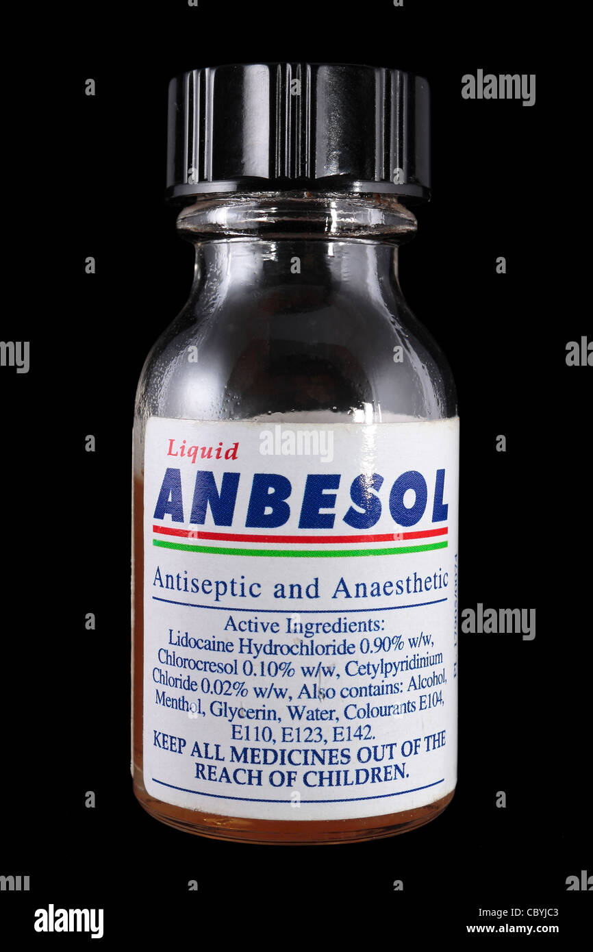 Anbesol Anticeptic anestetico e isolato su sfondo nero Foto Stock