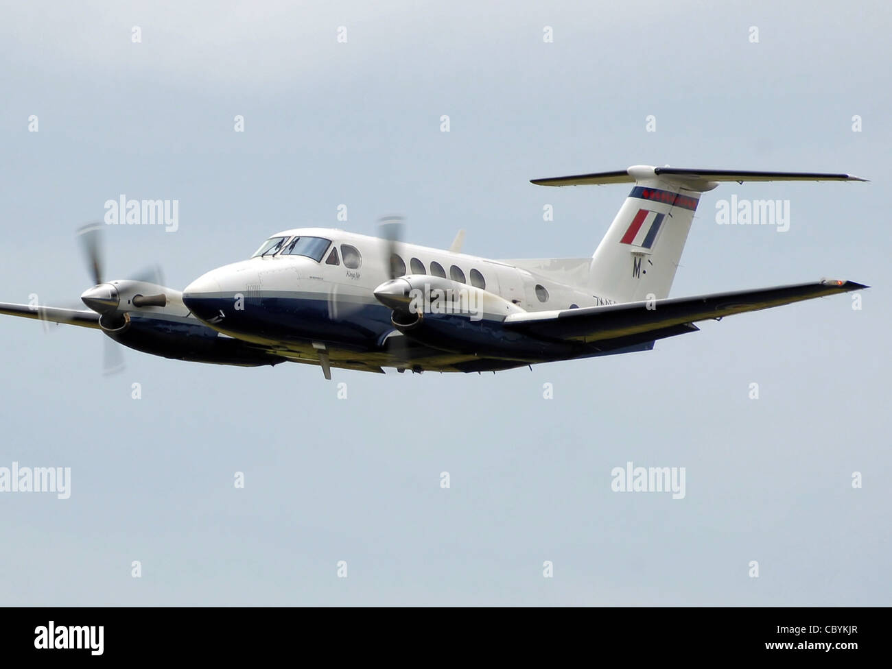 Beechcraft B200 Super King Air della RAF (ZK453) decolla dall aria Kemble Day 2008, Kemble aeroporto, Gloucestershire, Inghilterra. Foto Stock