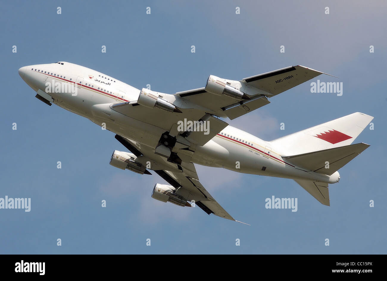 Bahrain Royal volo Boeing 747SP-21 (A9C-HMH) decollo dall'Aeroporto Heathrow di Londra. Foto Stock